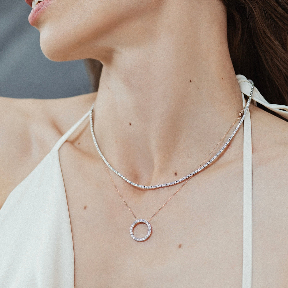 Auksinis_pakabukas_su_deimantais_N614