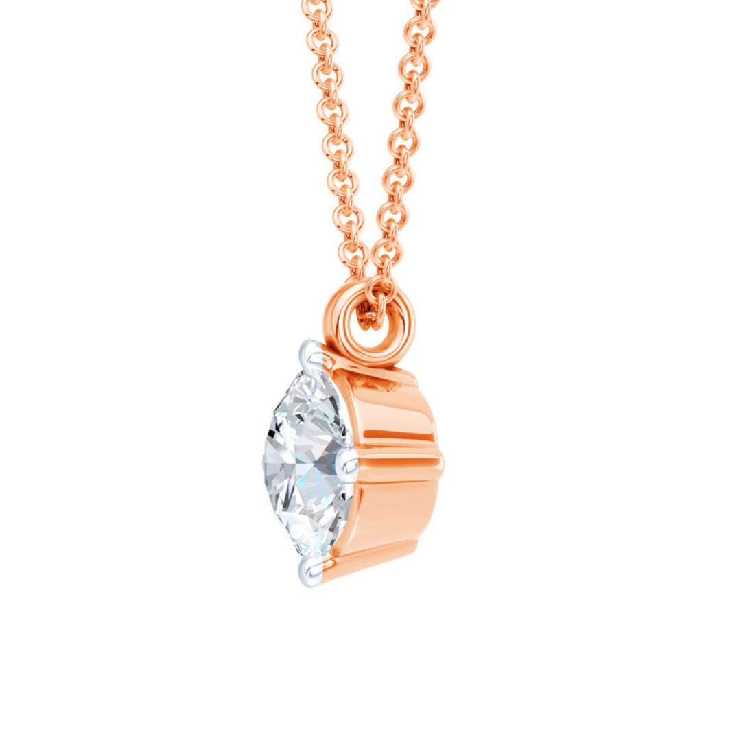 Auksinis_pakabukas_su_deimantu_ir_grandinele_Love