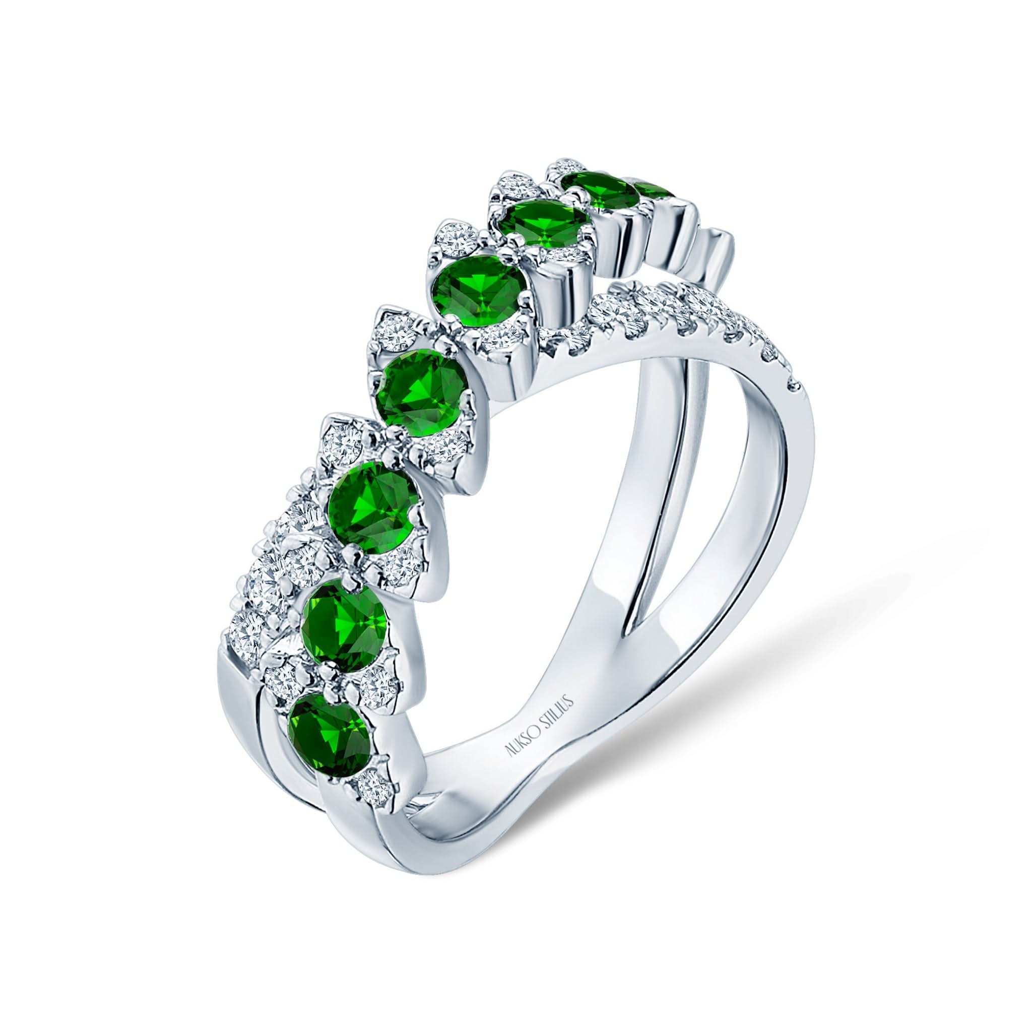 Auksinis žiedas (praba 585) iš kolekcijos „Exclusive Marquise“ su baltais deimantais ir sodriais smaragdais, brangakmenių svoris 1,24 ct (0,54 ct deimantai + 0,70 ct smaragdai), deimantų spalva RW–W, švarumas VS–SI